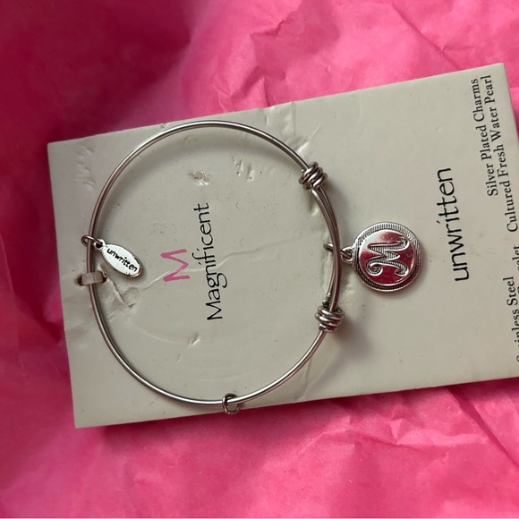 Unwritten Macys Charm Bangle Bracelet M Magnificent - Picture 2 of 4